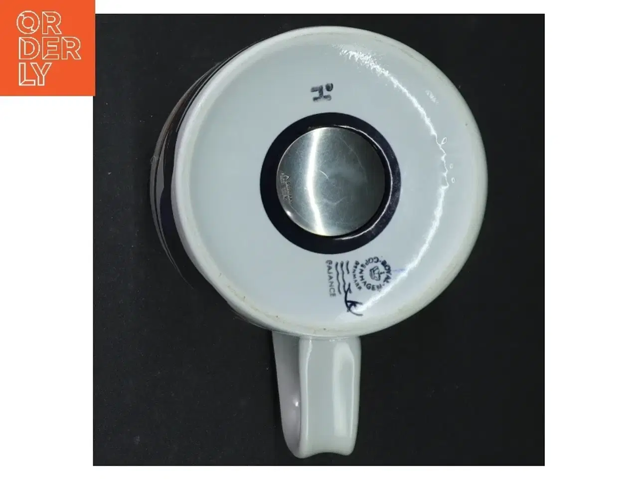 Billede 6 - Krus med abstrakt design 1982 fra Royal Copenhagen (str. H 12 cm)