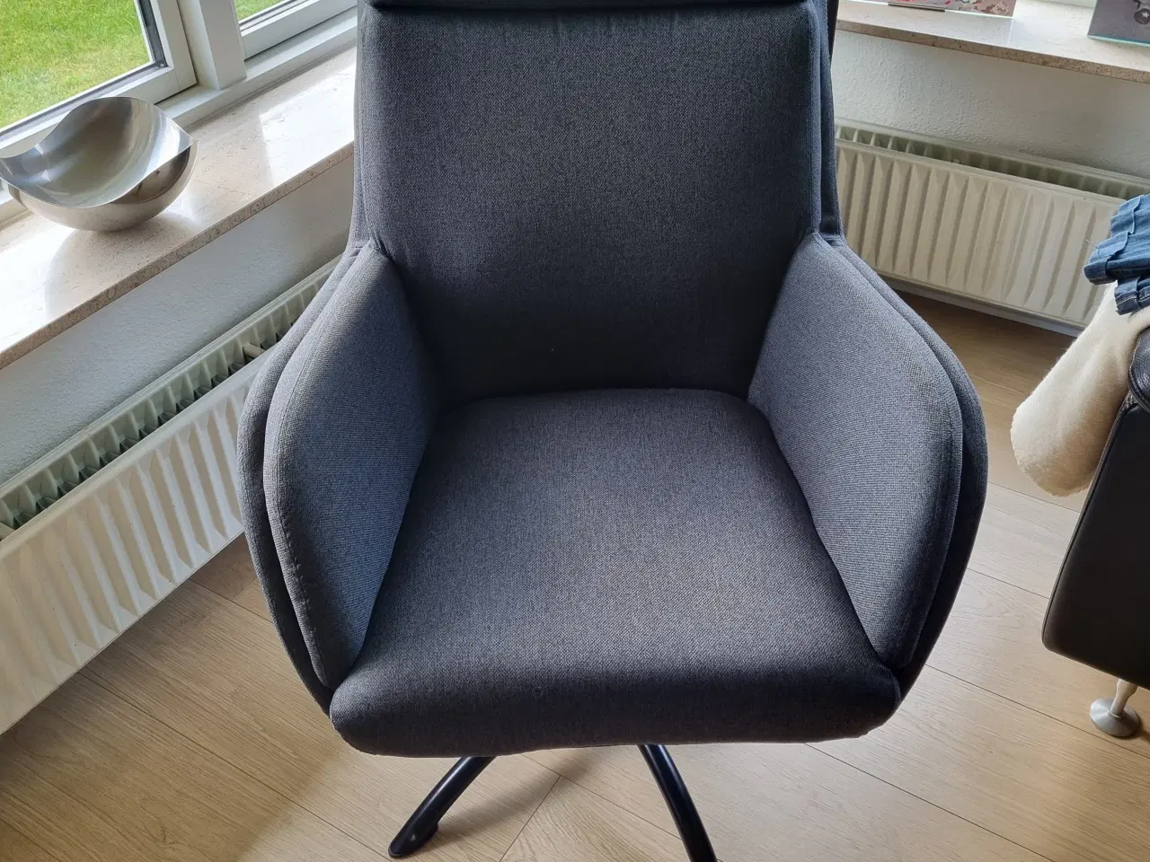Billede 1 - Lænestol m. skammel