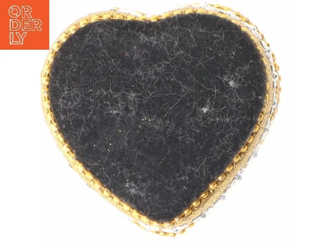 Billede 2 - Dekoreret hjerteformet skrin/æske (str. 6x5,5 cm)