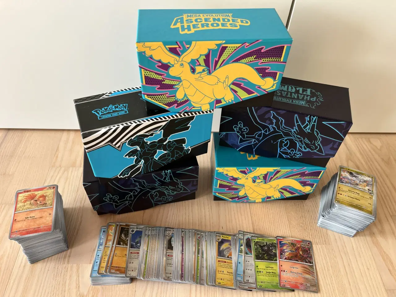 Billede 2 - Pokemon kort til børn – 450 stk i flot æske