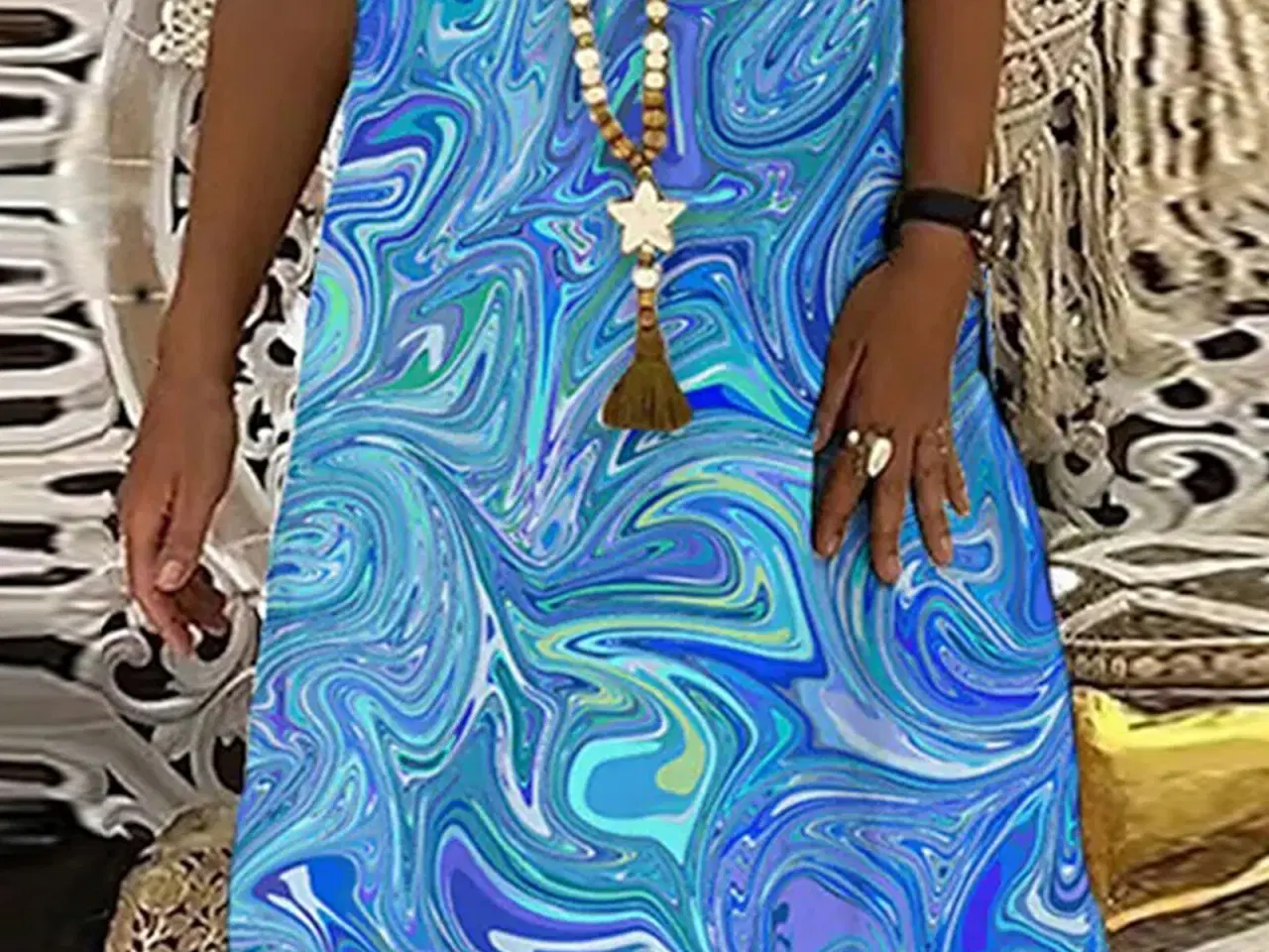 Billede 1 -  kjole, med små ærmer, Bølgende print i blå farver