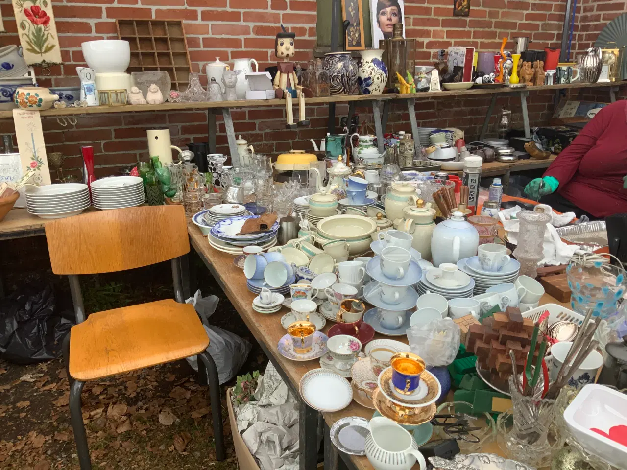 Billede 1 - Spejderloppemarked