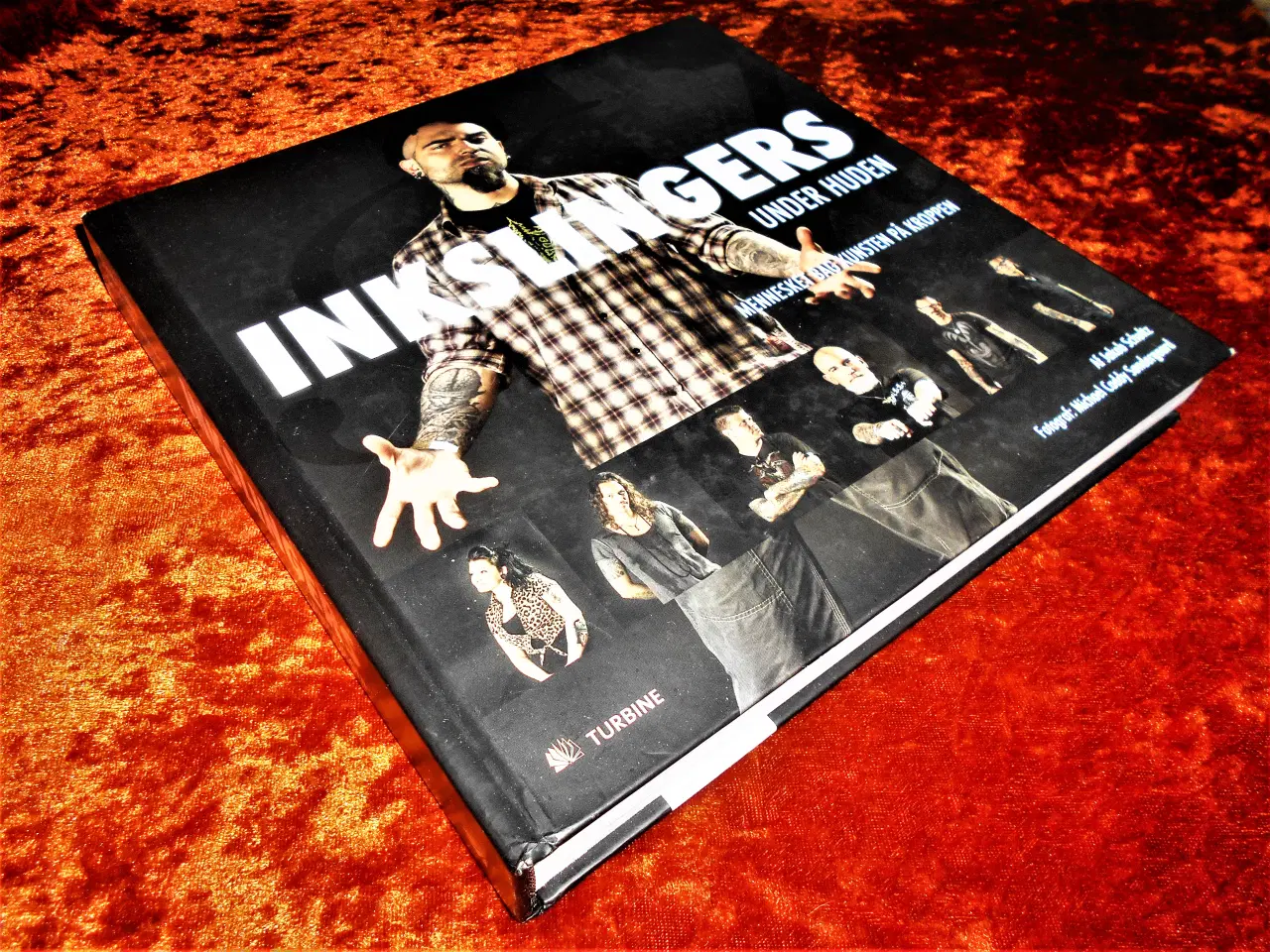 Billede 1 - Inkslingers under huden, Jakob Schultz,