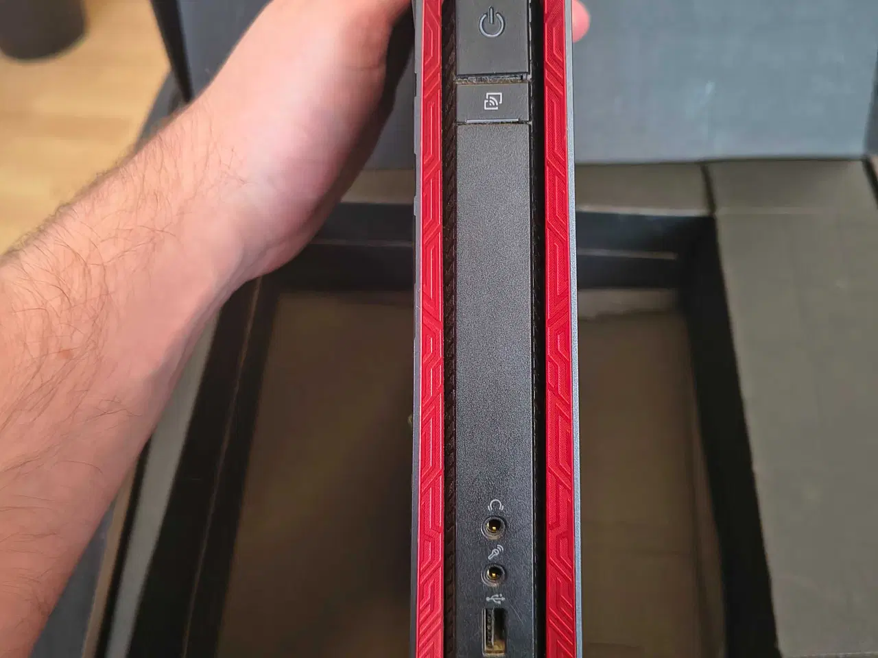 Billede 6 - ASUS ROG GR8 – Kompakt Gaming PC i original kasse