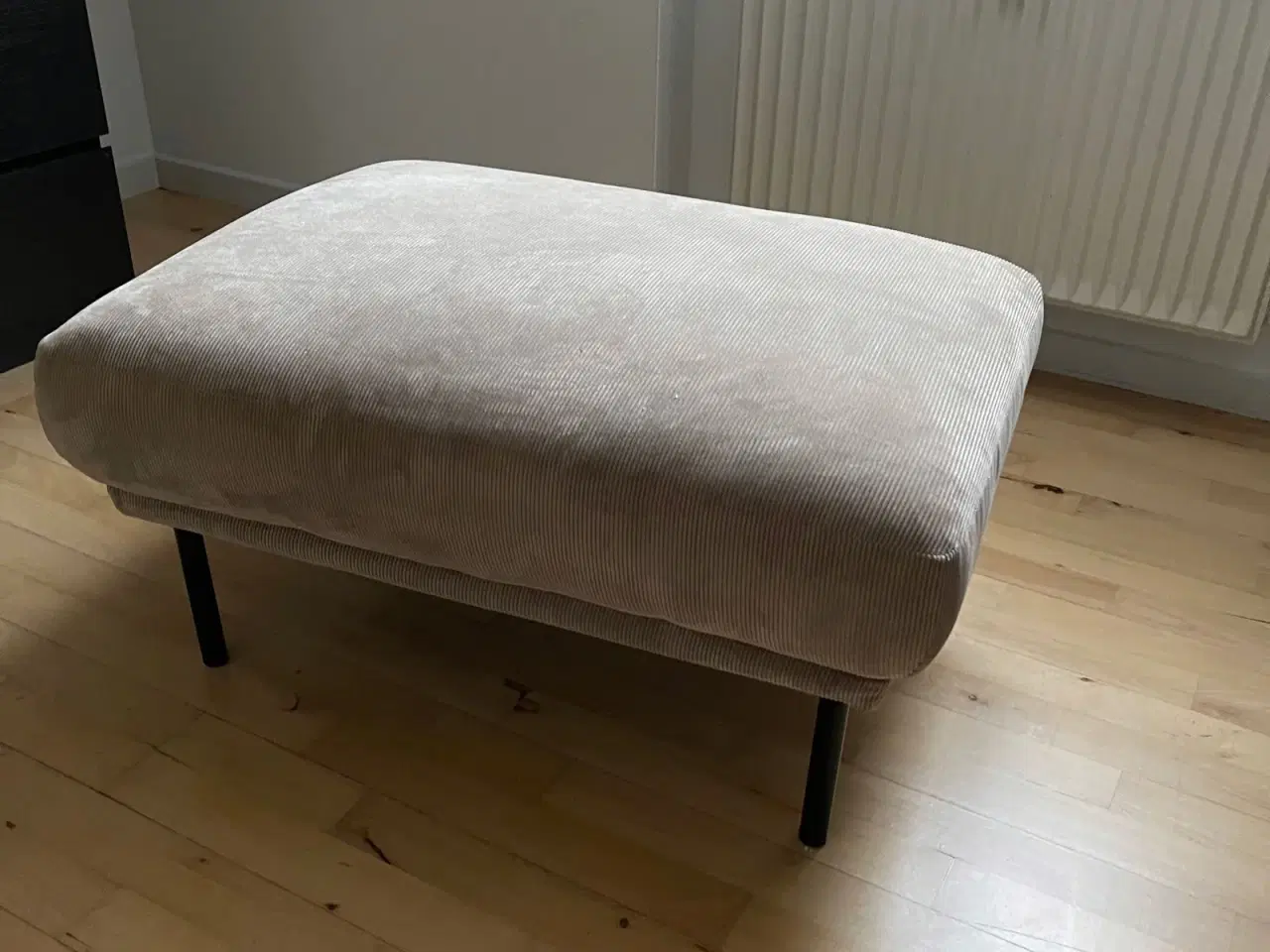Billede 9 - fløjlsbrun Larvik sofa fra Ilva sælges. 
