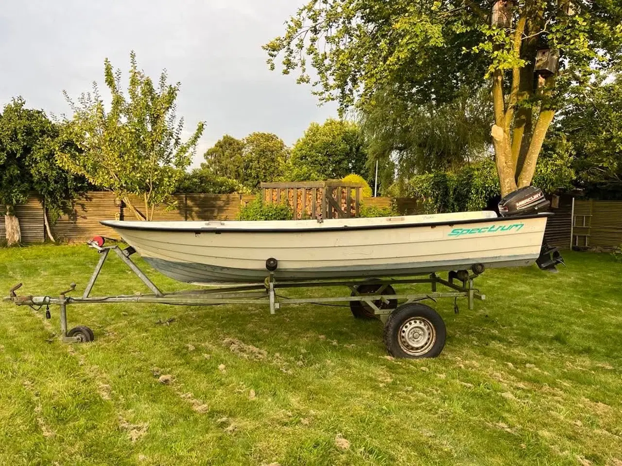 Billede 3 - Velsejlende 14 fods Spectrum  med 15 hk Mercury