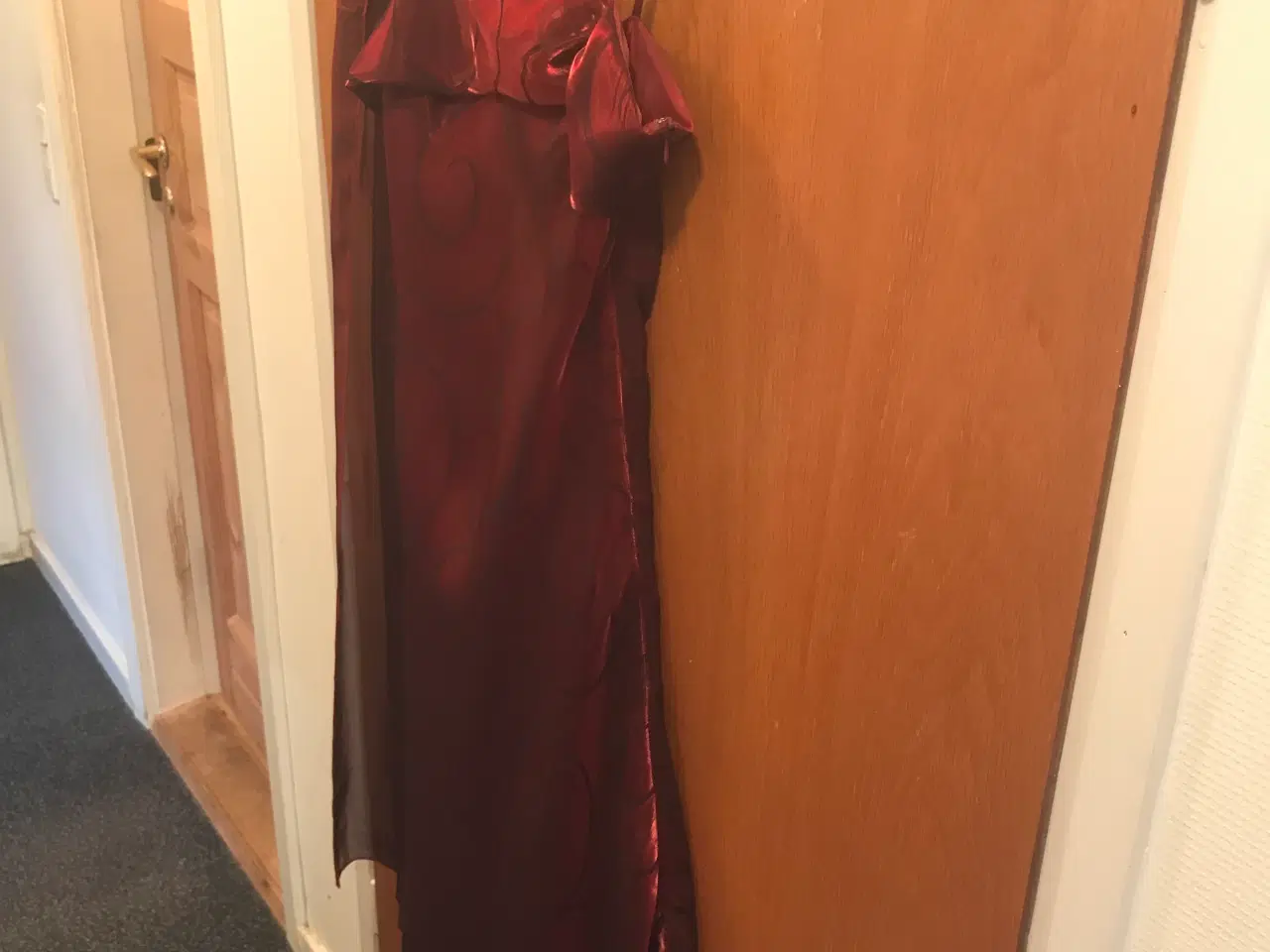 Billede 1 - Sandriline Gallakjole