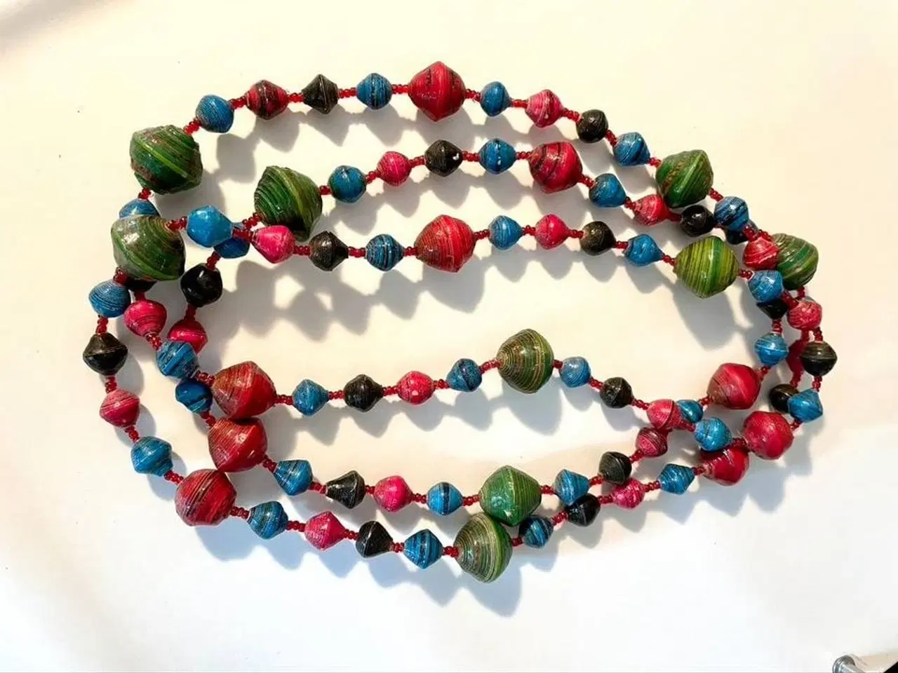 Billede 1 - Afrikansk halskæde med håndlavede perler