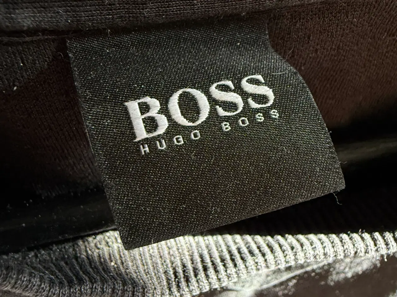Billede 3 - Hugo Boss sweatshirt str. L 