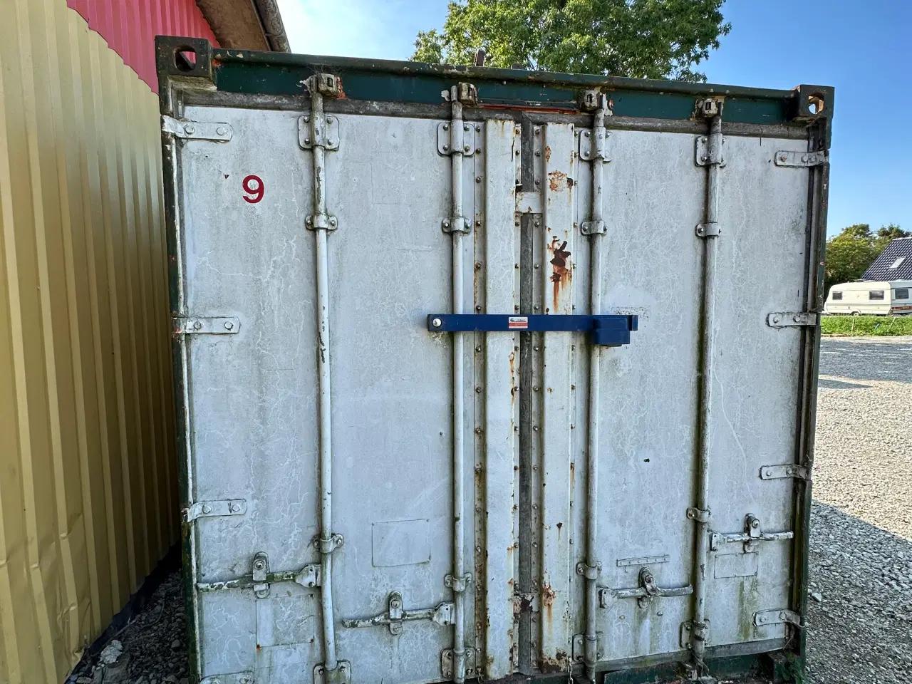 Billede 1 - Spændende containersalg! Med indhold.