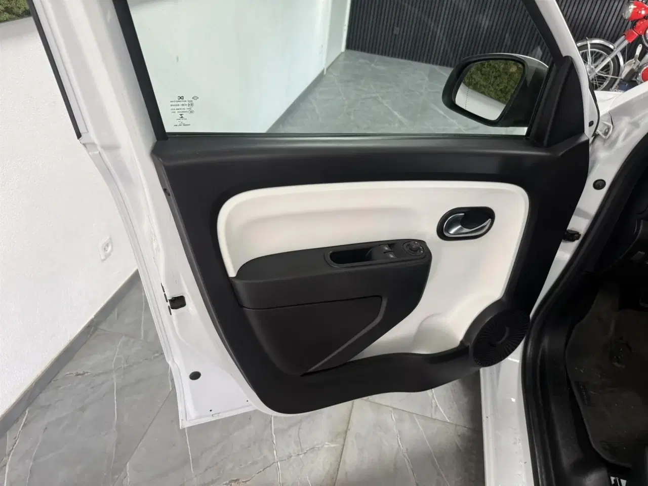 Billede 18 - Renault Twingo 1,0 Sce Expression start/stop 70HK 5d