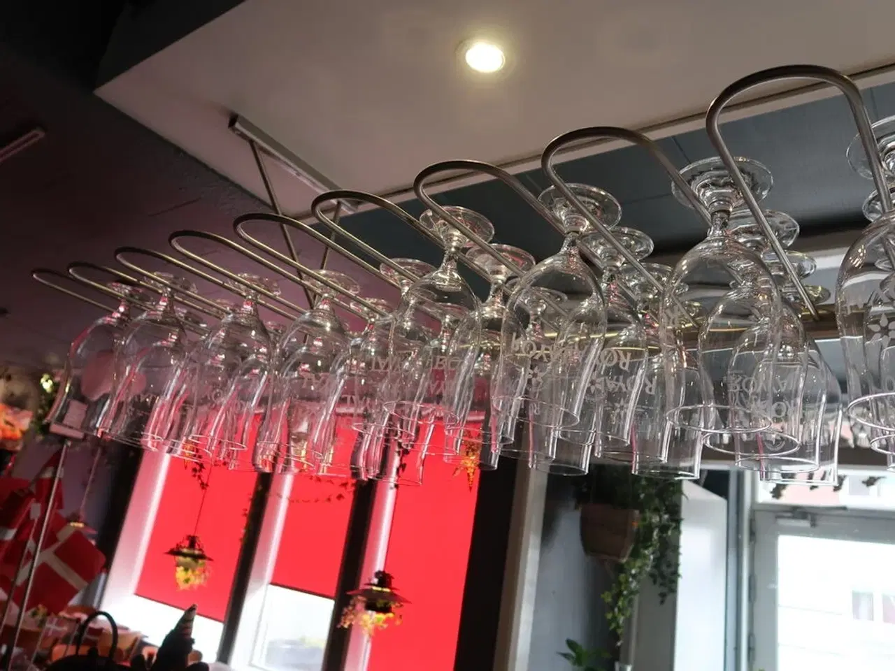 Billede 5 - Glashylde med div. Glas