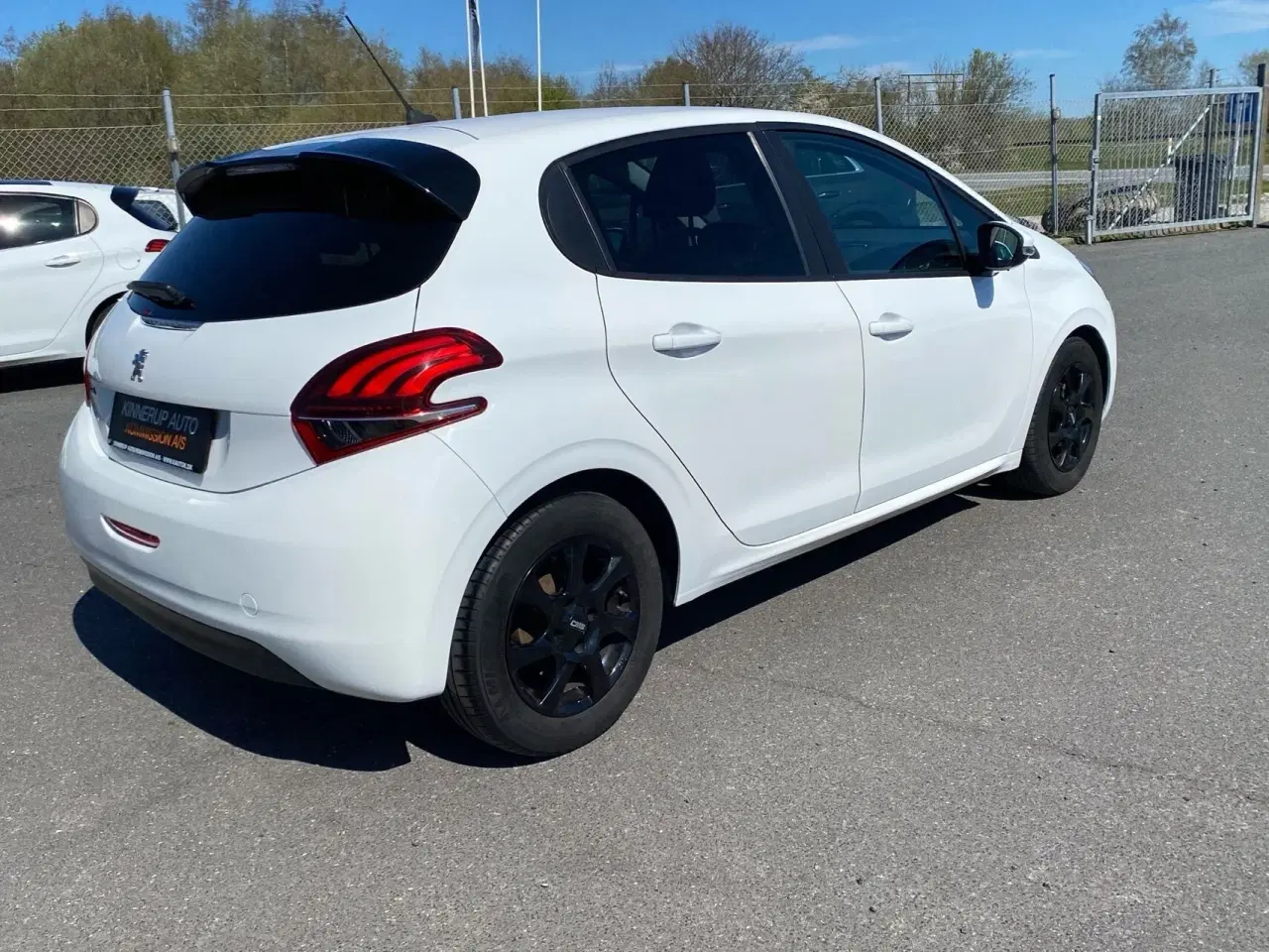 Billede 3 - Peugeot 208 1,2 PureTech Envy 82HK 5d