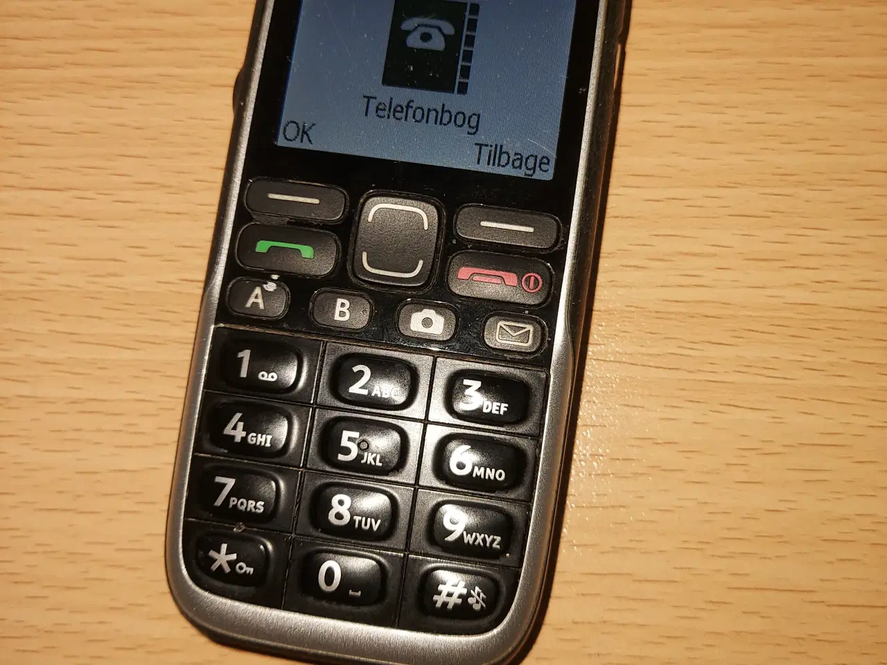 Billede 6 - To Doro  mobiltelefoner til salg