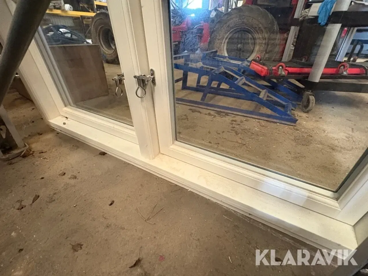 Billede 7 - Vindue med hasp