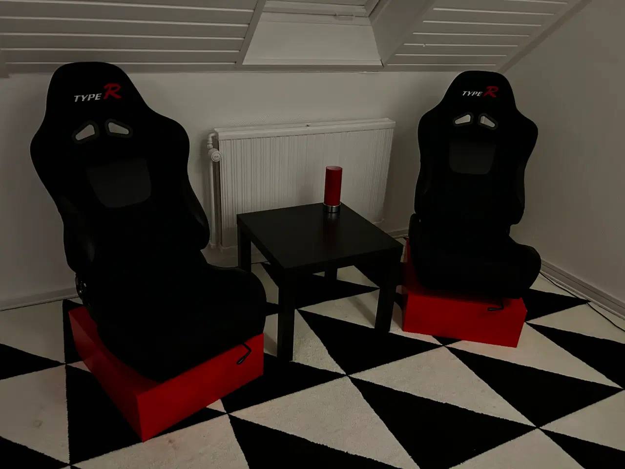 Billede 4 - Special lavet stole af racer sæder