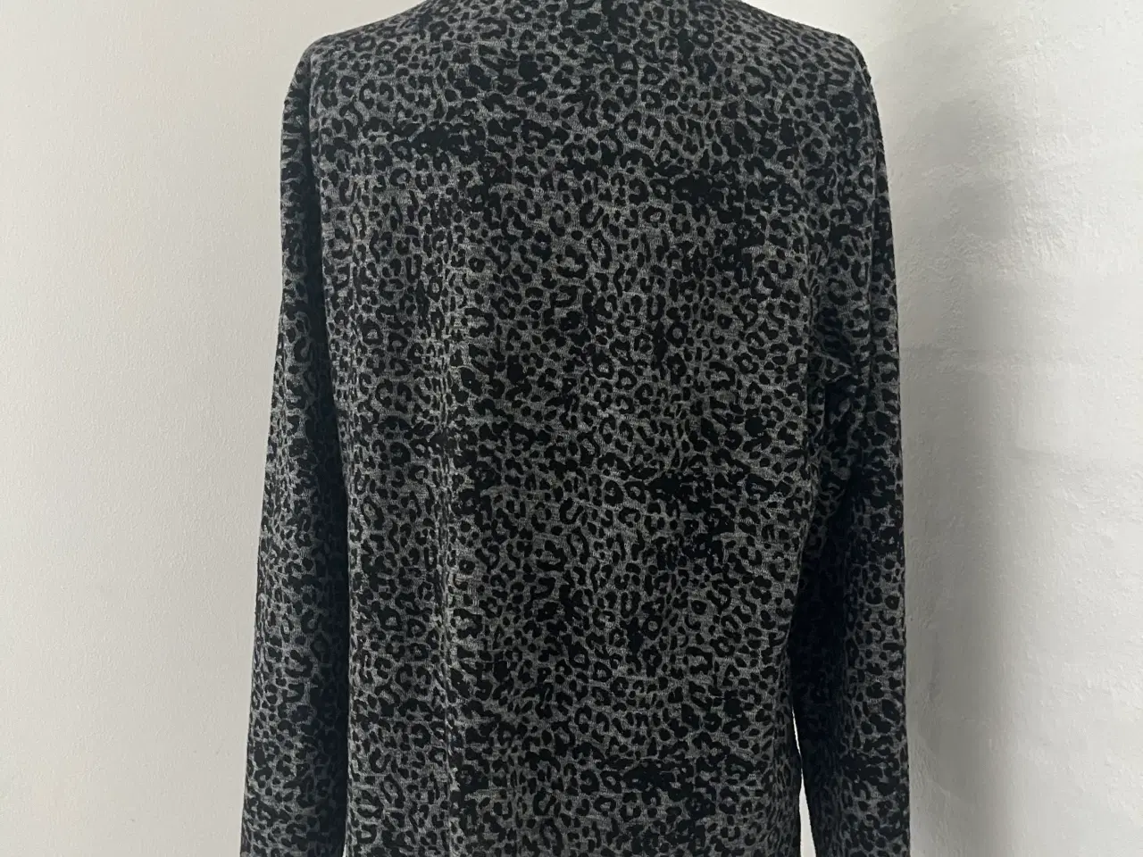 Billede 4 - Bluse str.40