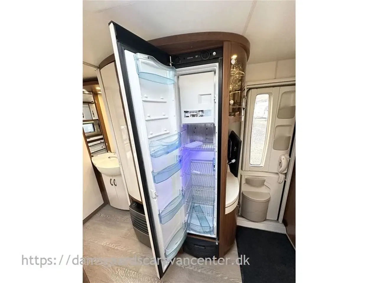 Billede 33 - 2016 - Hobby Excellent 560 CFe   Dobbeltseng-Gulvtemp.-Mover-Telt