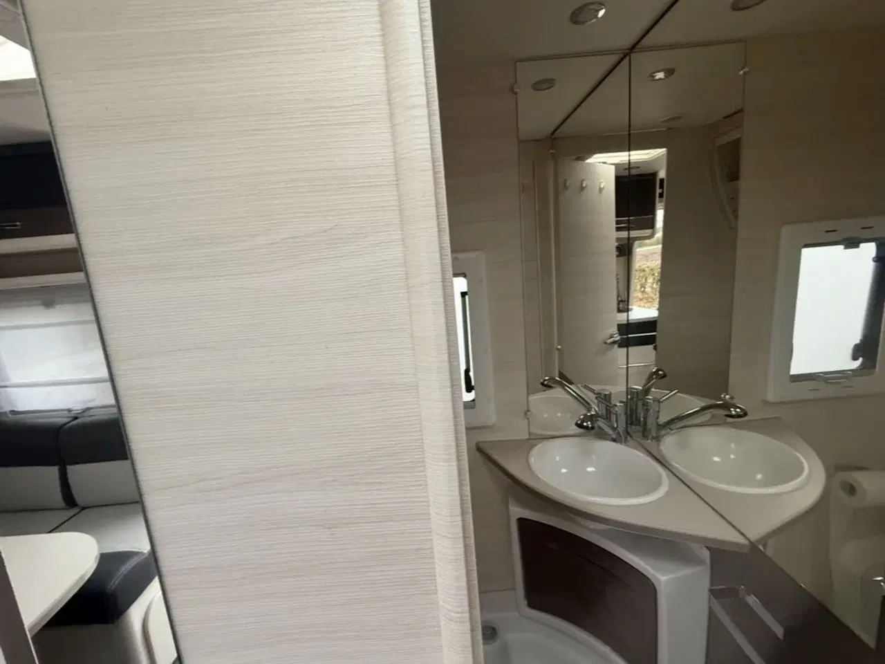 Billede 17 - 2019 Artica 470 Queens Bed