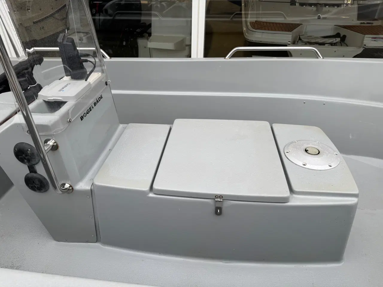 Billede 2 - 438 BF Big Fish med F20 Mercury ELPT 4 takt og 500 kg Brenderup bådtrailer