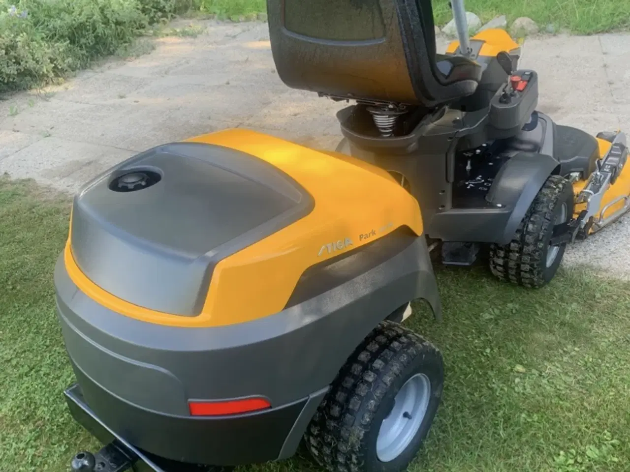 Billede 5 - stiga park 320 pw st 550 twin