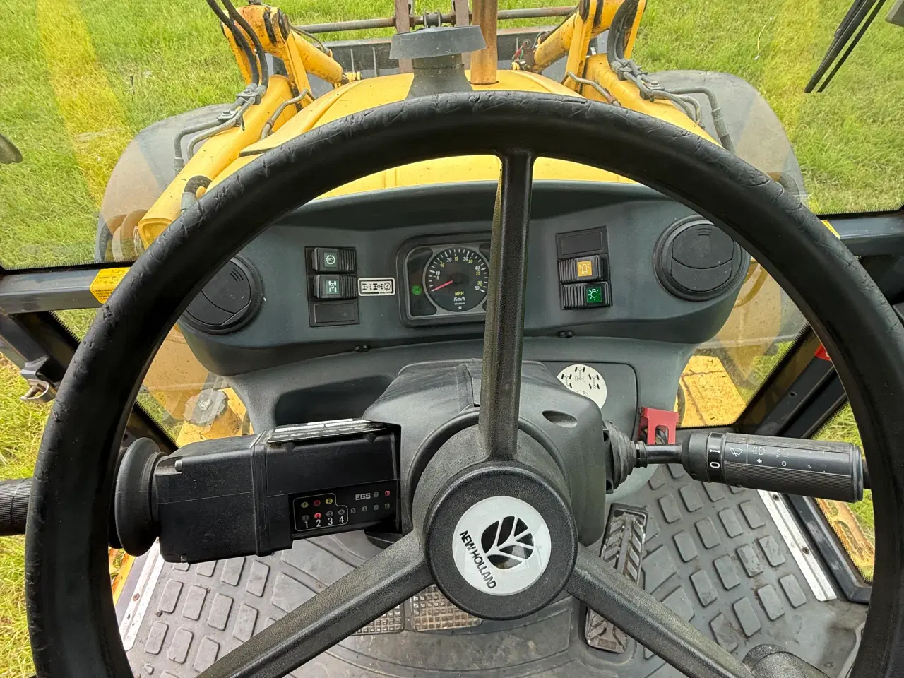 Billede 11 - New Holland 115lb 