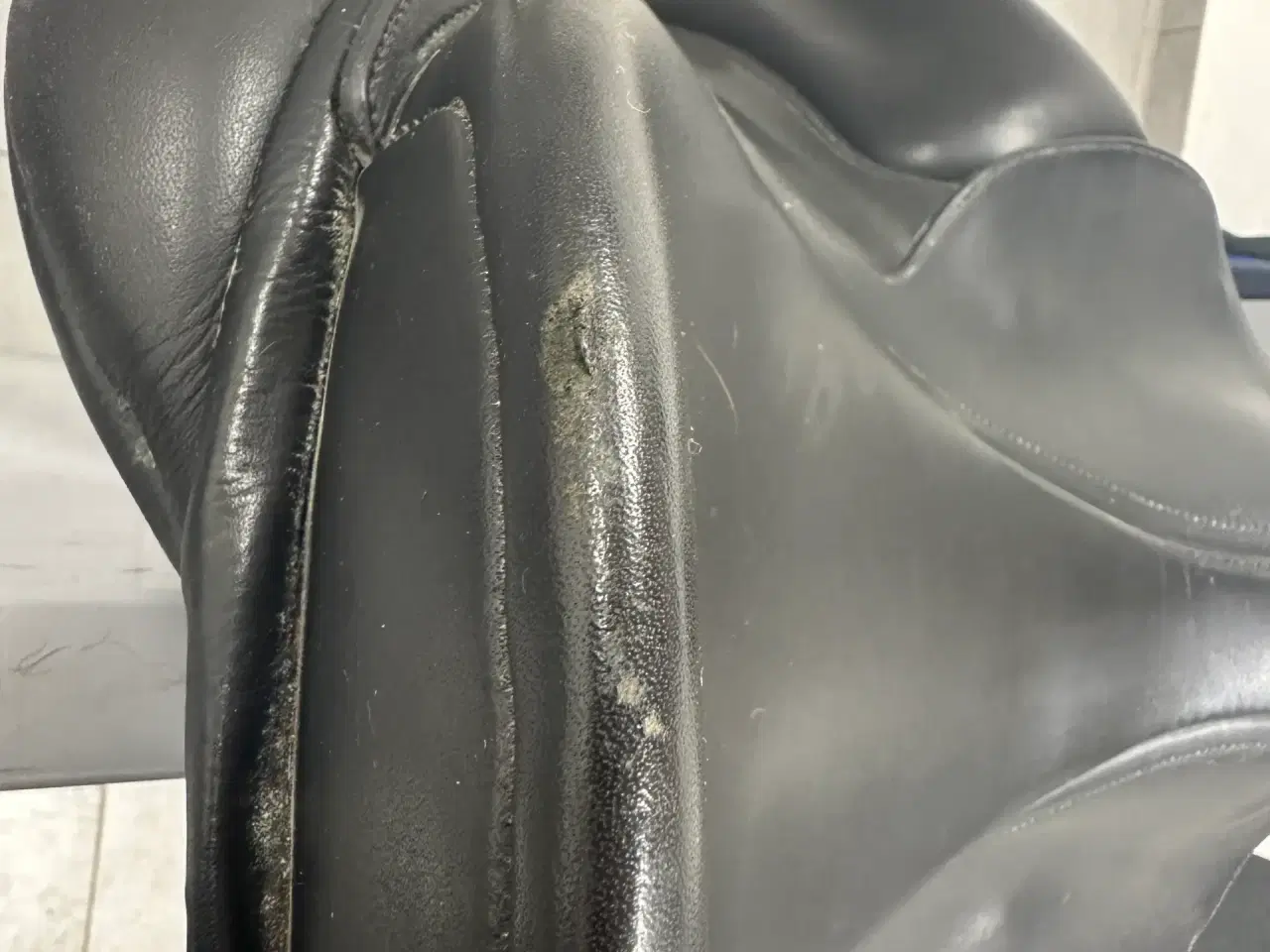 Billede 3 - Bates dressursadel 17”