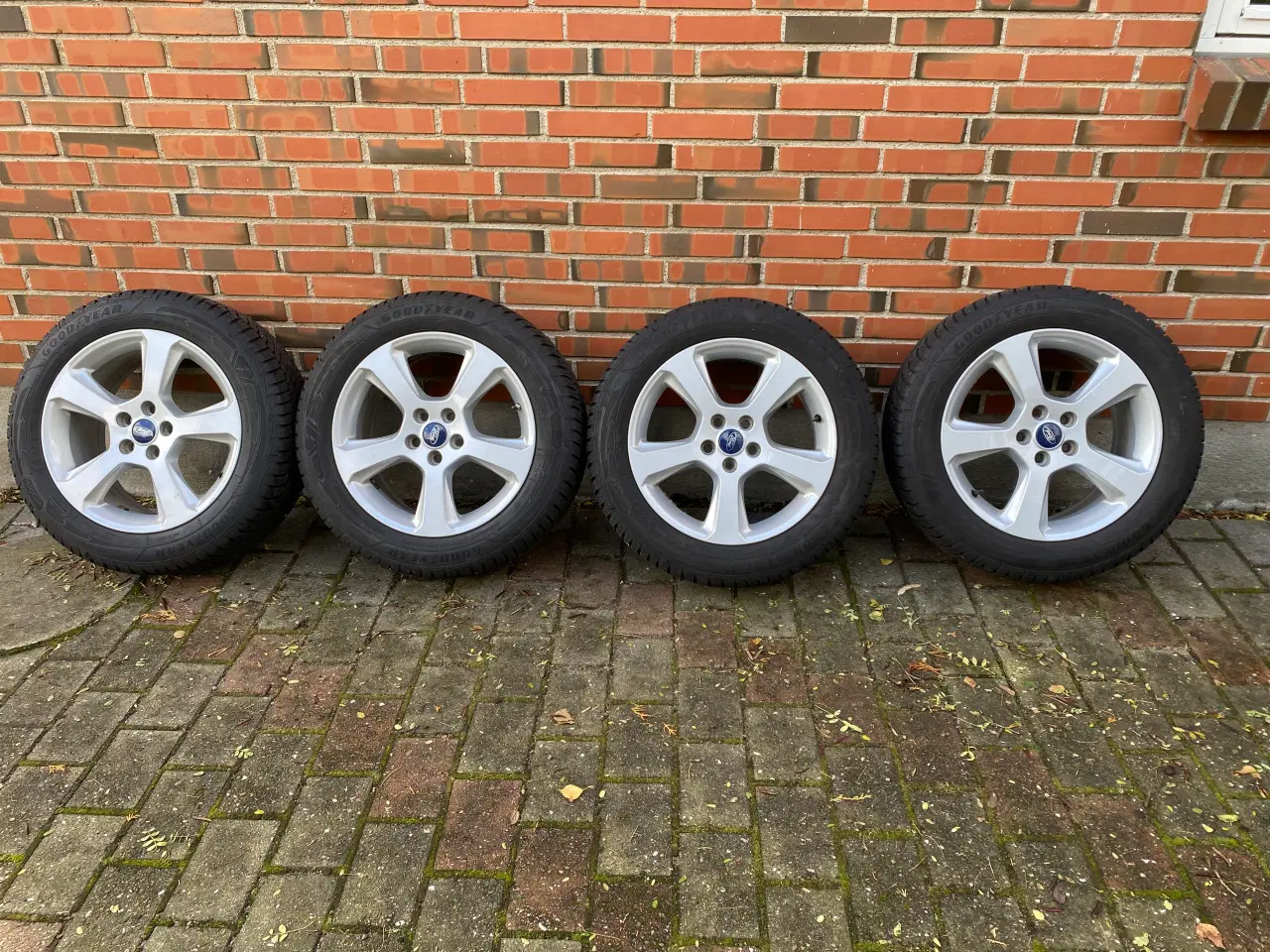 Billede 1 - Vinterdæk på originale ford alufælge