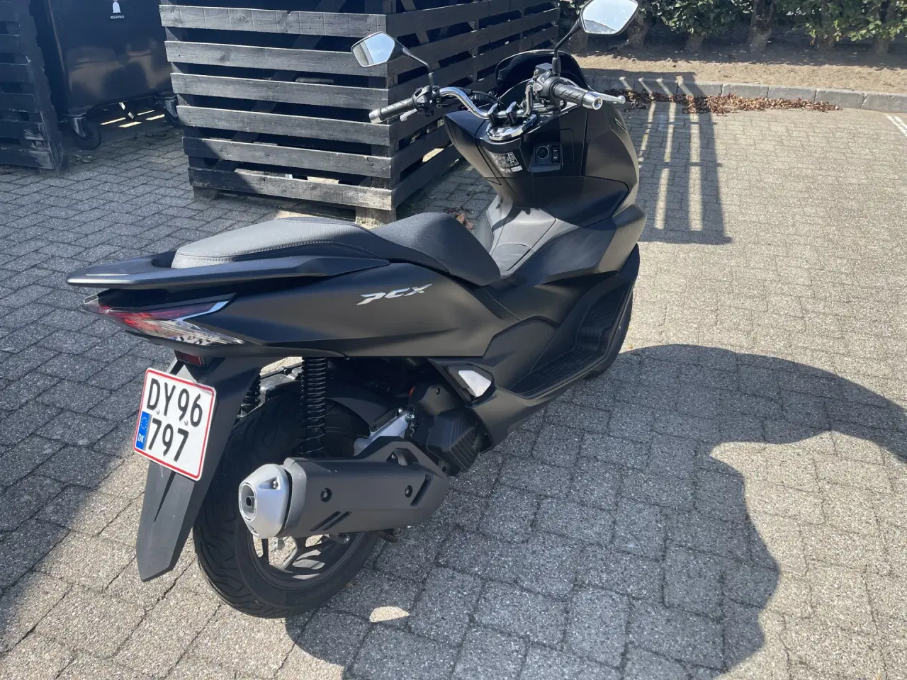Billede 4 - honda pcx 125 som ny. kan tage billig bil i bytte.