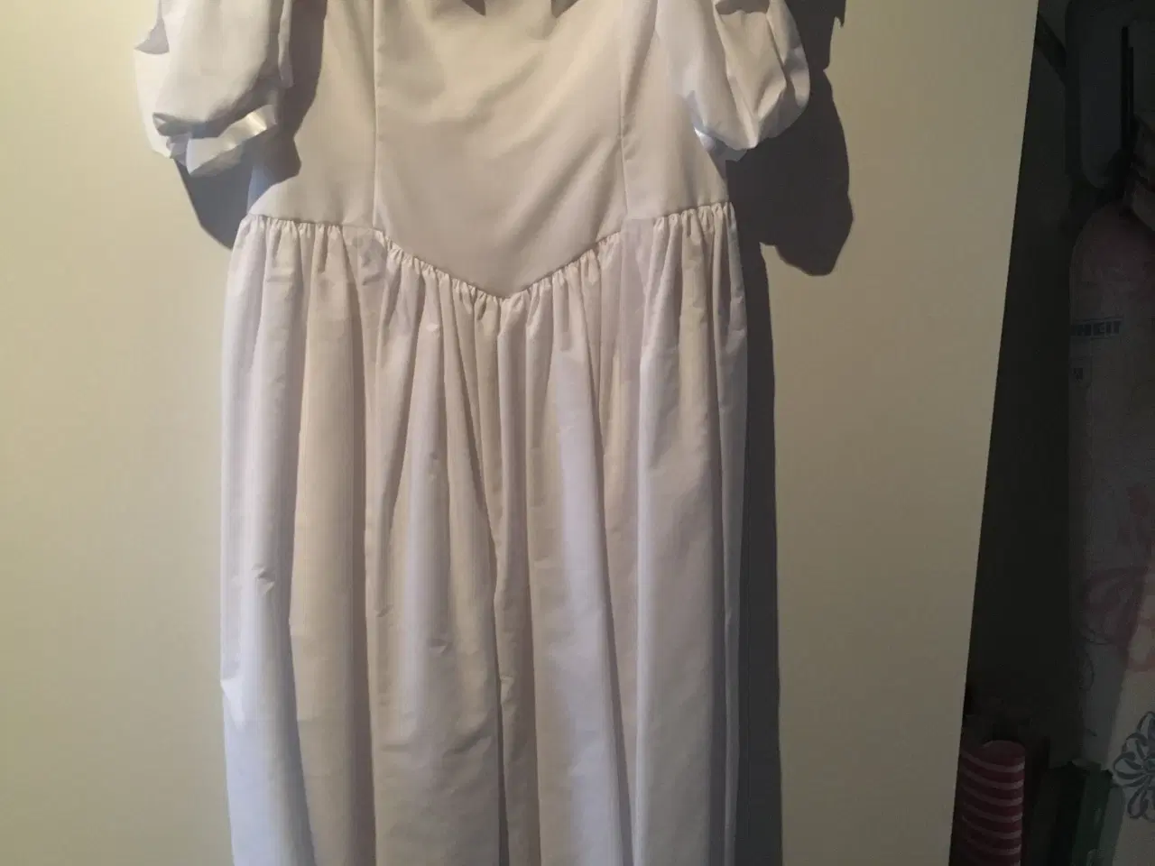 Billede 2 - Konfirmationskjole LILLY model