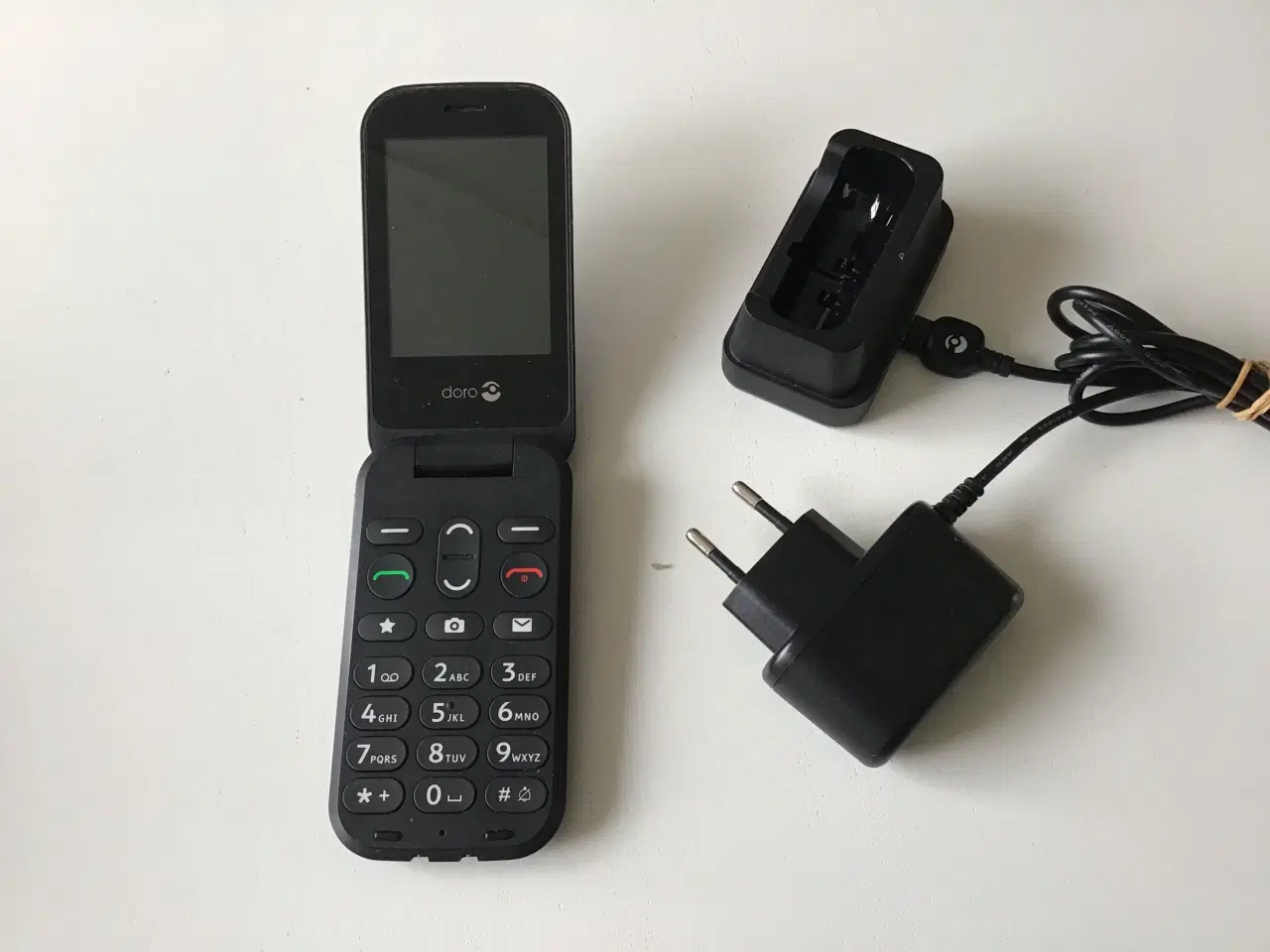 Billede 4 - Doro mobiltelefon 6038 senior telefon