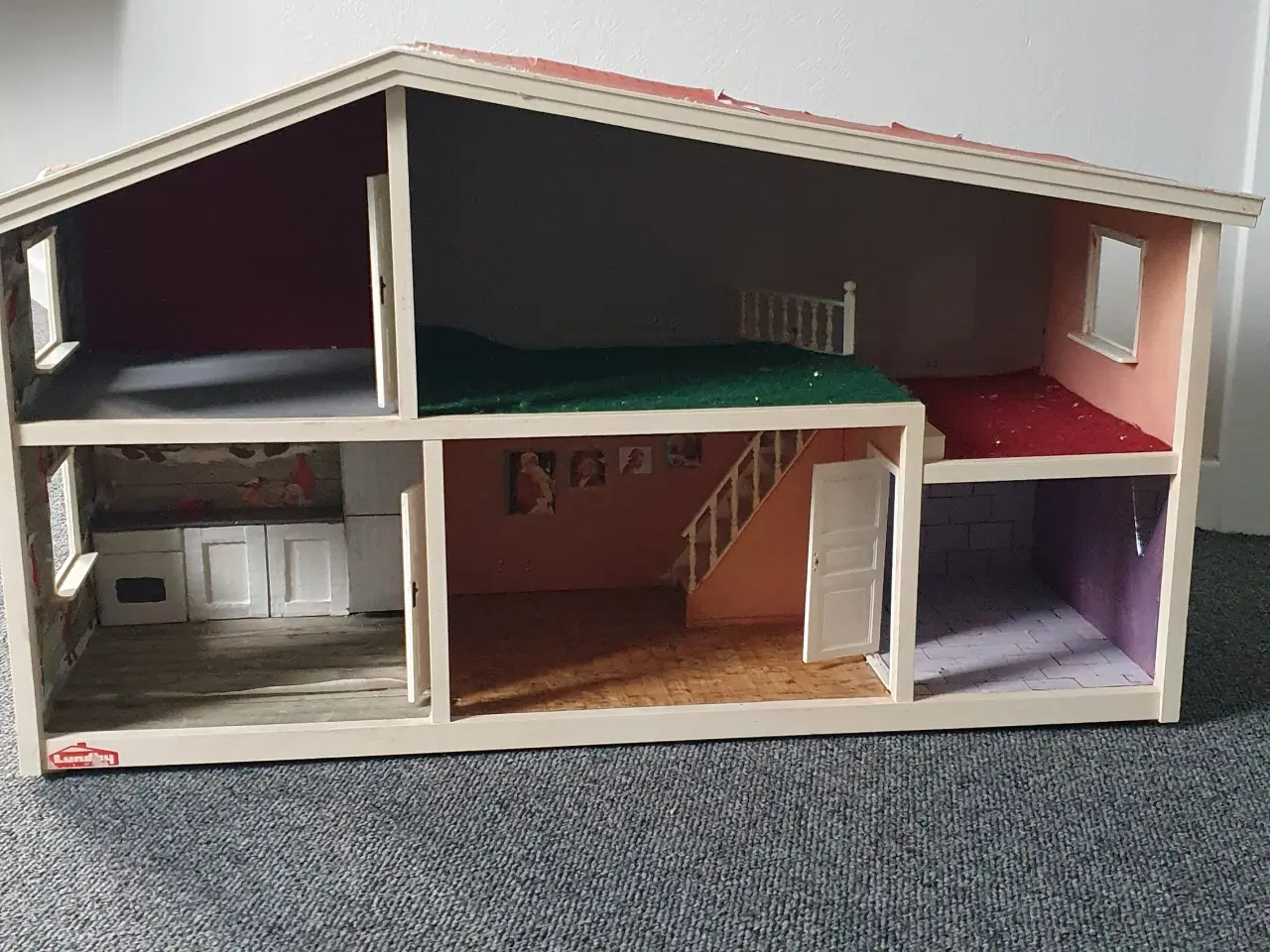 Billede 2 - Lundby dukkehus  / nissebo / julehus