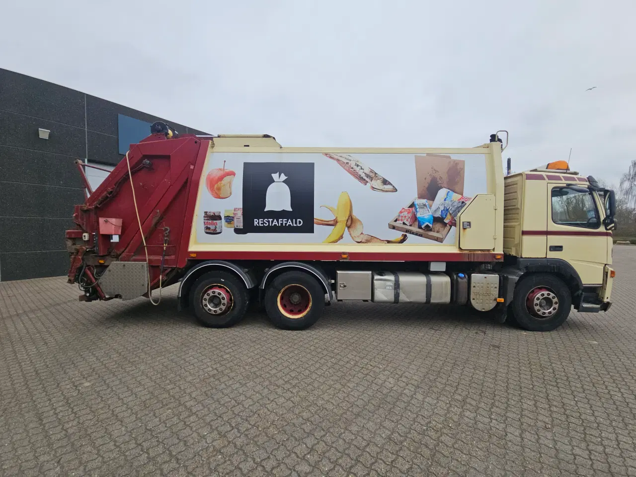 Billede 9 - Volvo FM9 6x2, Renovation