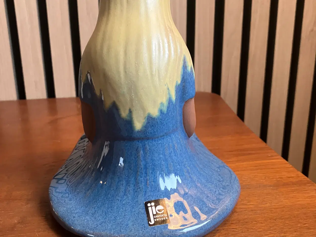 Billede 4 - Pigen med fugle fra Svenske Jie