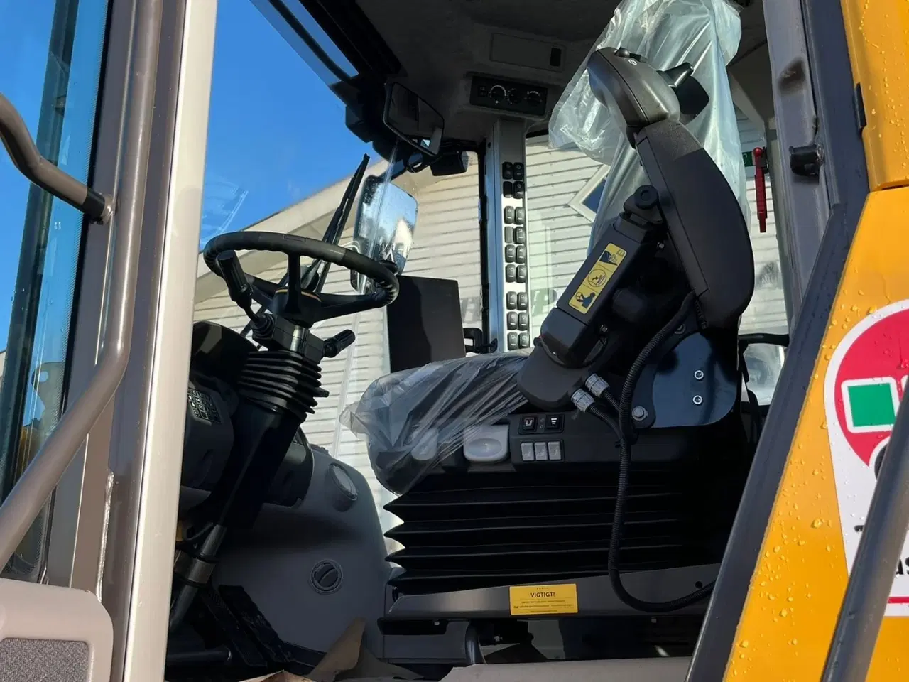 Billede 4 - Volvo L 90H H2 fabriksny Dansk maskine med masser af udstyr, blan.Co-Pilot & med brede 650/65R25 hjul