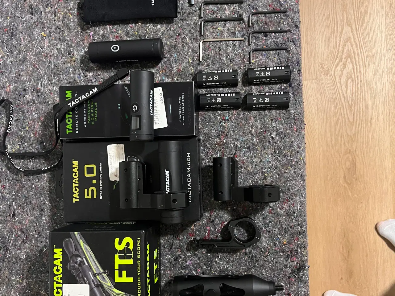 Billede 1 - Tactacam + div. Montager