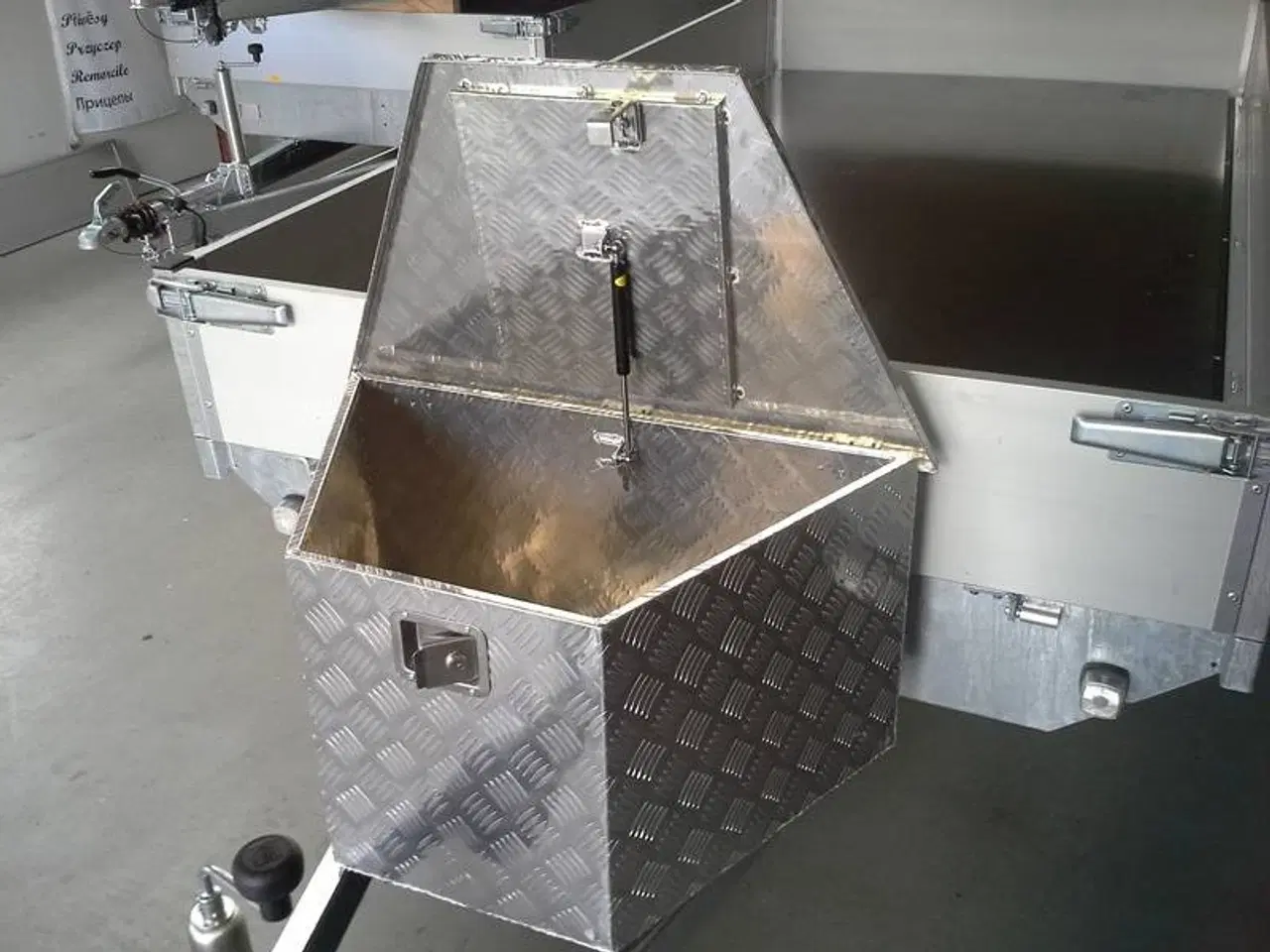 Billede 2 - Værktøjskasse Alu spec