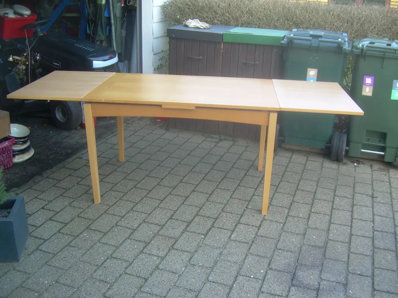 Billede 1 - Køkken bord