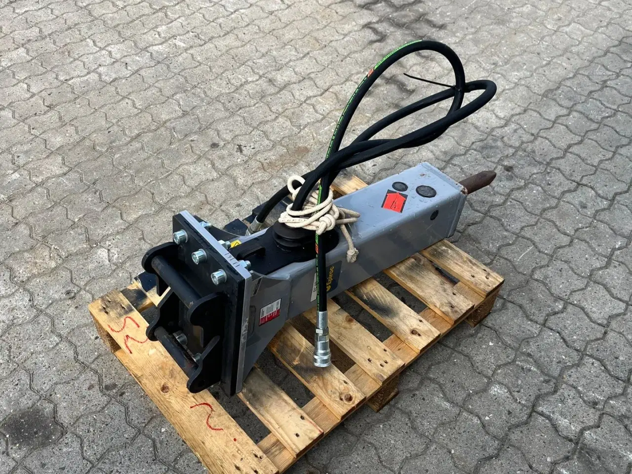 Billede 4 - Epiroc 77kg oliehammer til 2-3 tons maskine SOM NY!