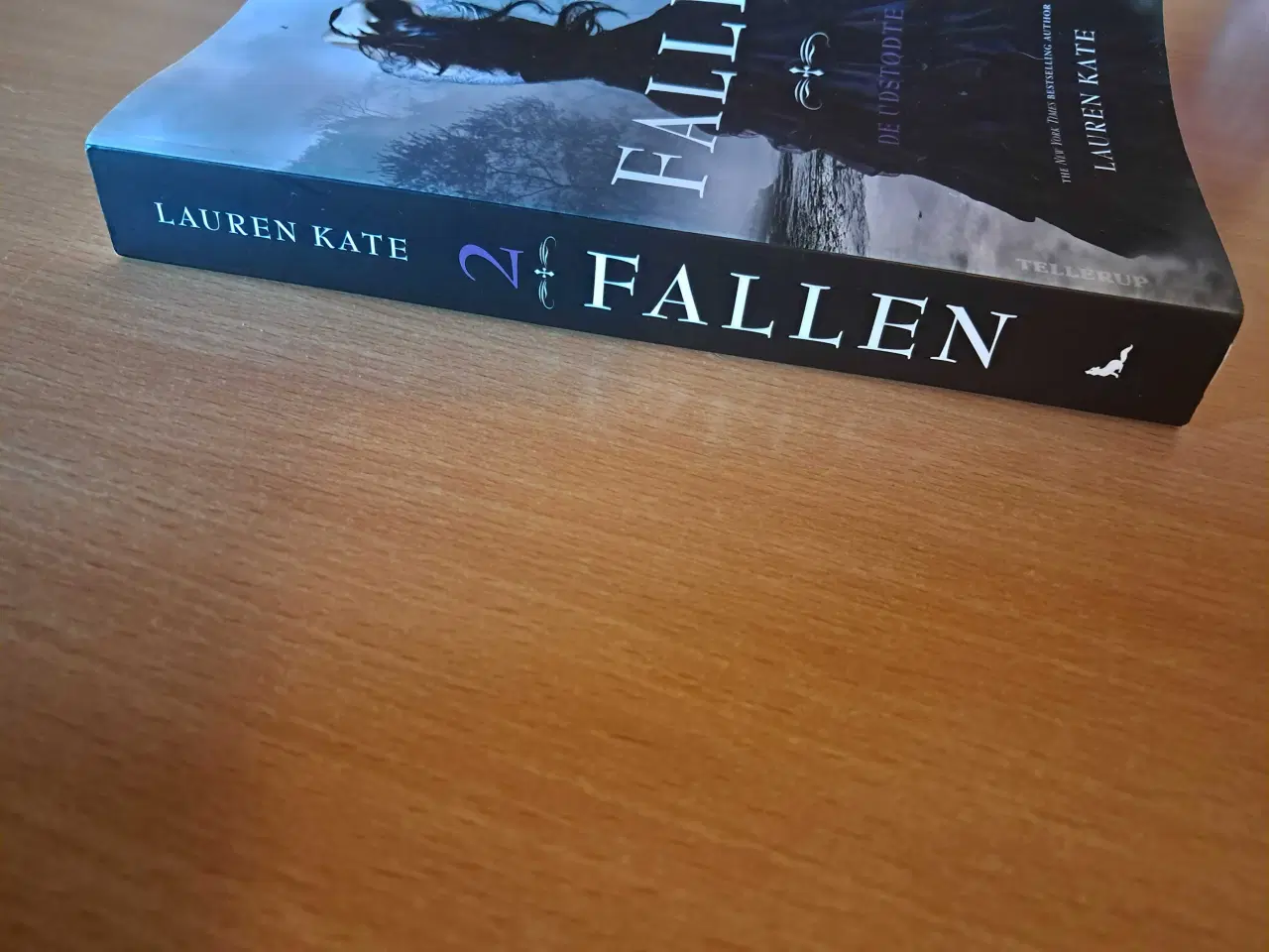 Billede 3 - Fallen 2 bog/book