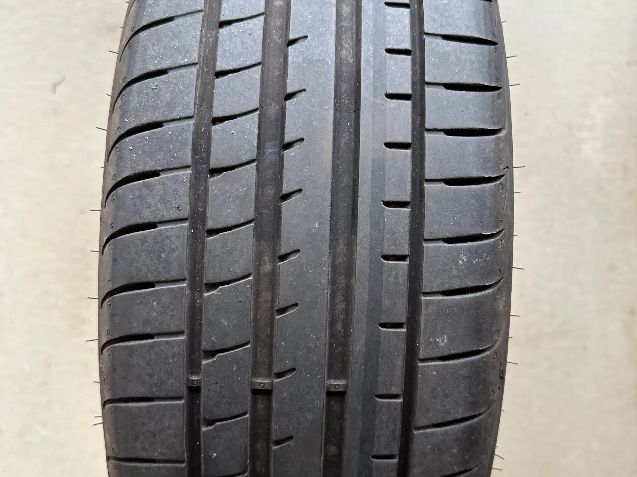 Billede 3 - Goodyear Eagle F1 Asymmetric 3 205/45 R17 88W