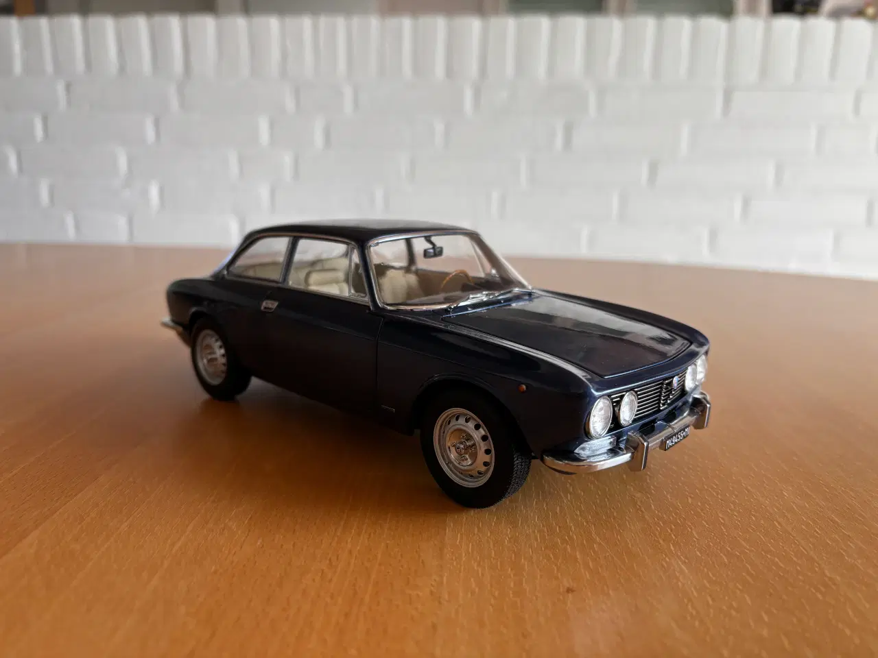 Billede 1 - Alfa Romeo 2000 GTV 1:18