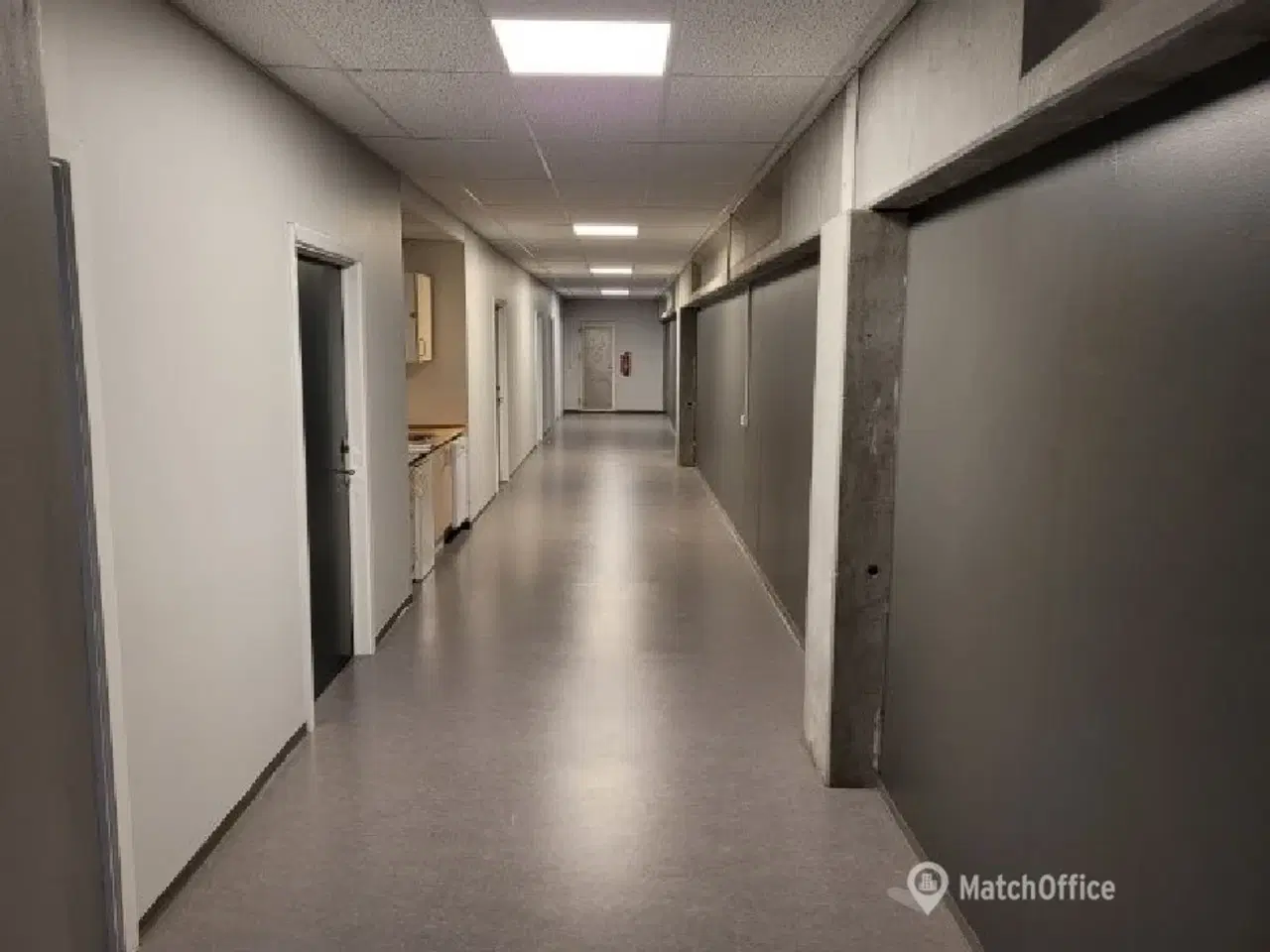 Billede 1 - 218 m2 lyse kontorlokaler i Herfølge