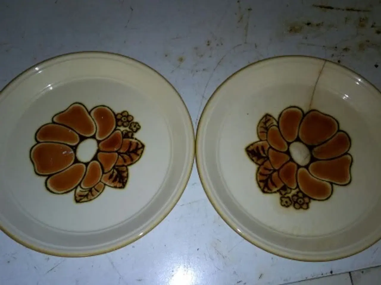 Billede 1 - To stk kage terlerken 