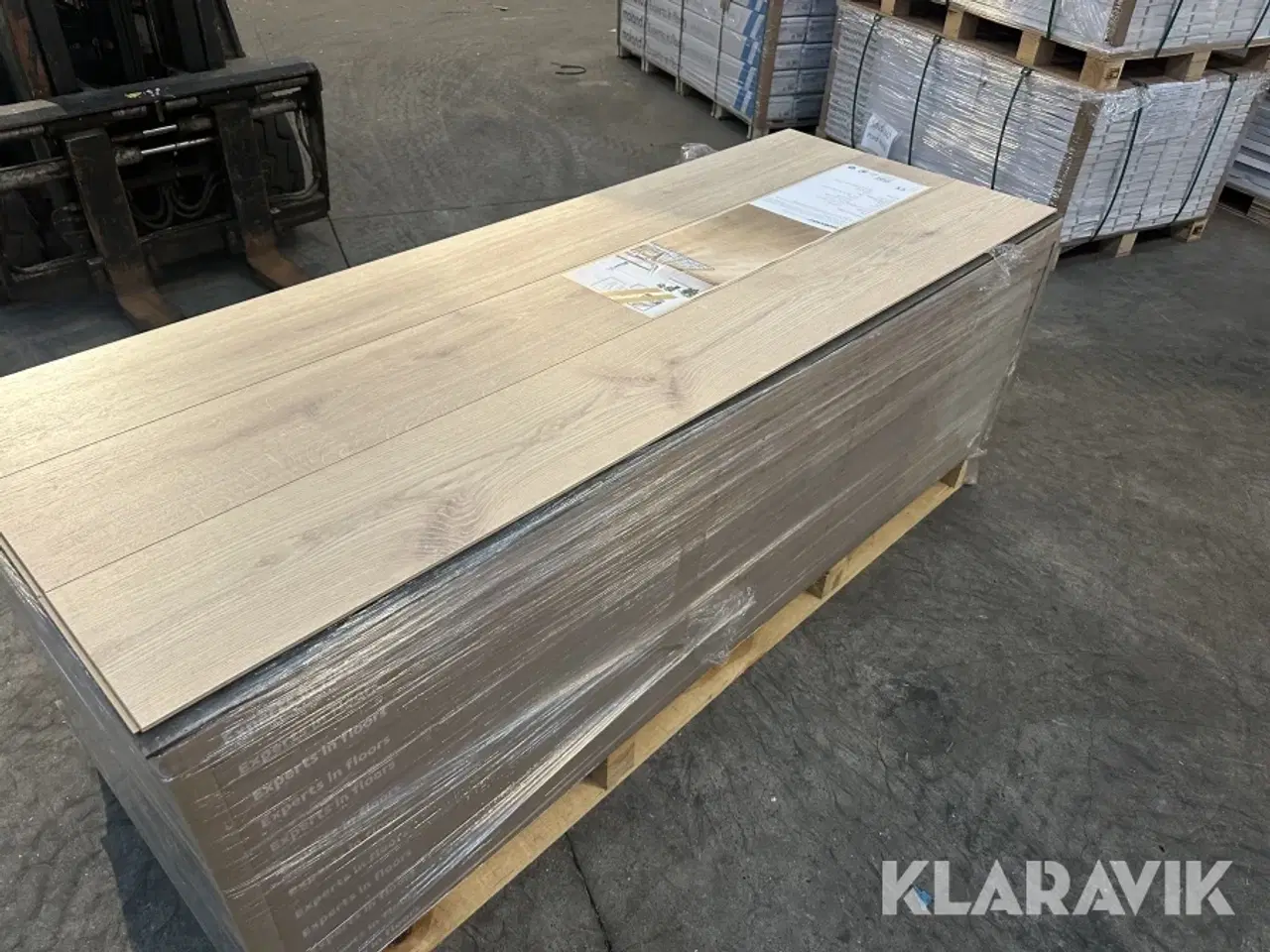 Billede 8 - Gulv Moland High Performance Laminate Wideplank Design Svaneke Eg - 10mm - 88,2 m2