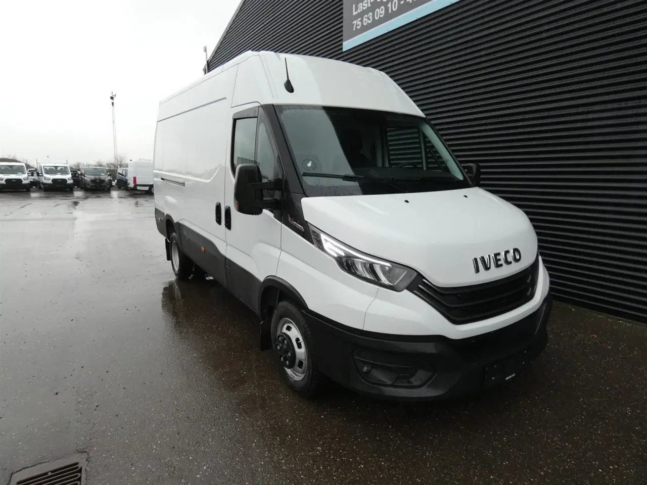 Billede 2 - Iveco Daily 35C18 12m3 3,0 D Hi-Matic 180HK Van 8g Aut.