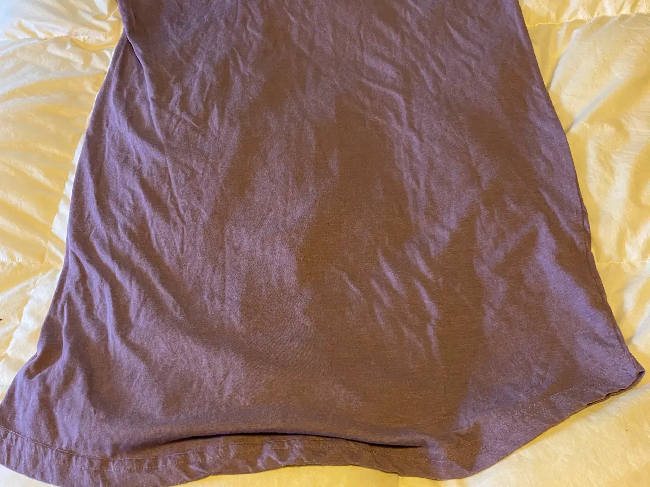 Billede 5 - T- Shirt i forskellige farver og mærker sælges.