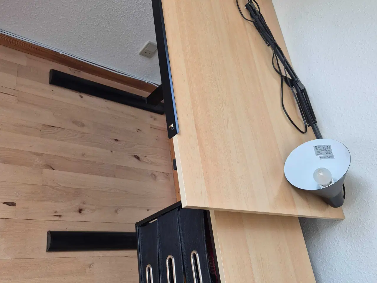 Billede 1 - Tegnebord med vipbar bordplade + tilbehør sælges