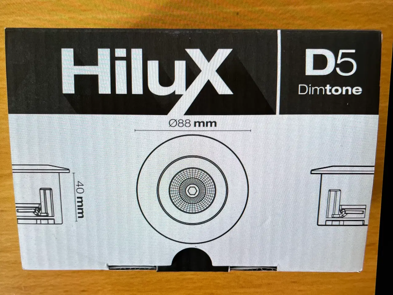 Billede 5 - 2 Hilux indbygningsspots