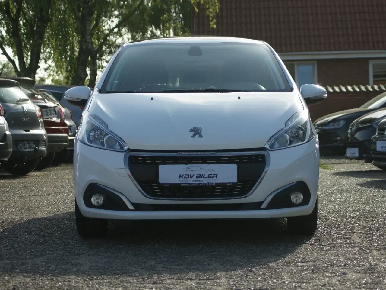Billede 2 - Peugeot 208 1,5 BlueHDi 100 Signature Sky